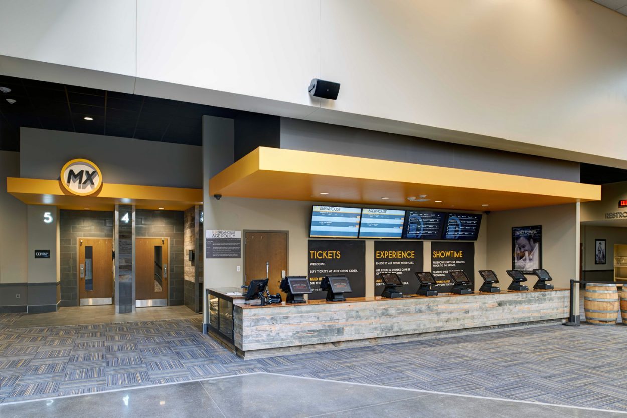 Flix Brewhouse – Merle Hay