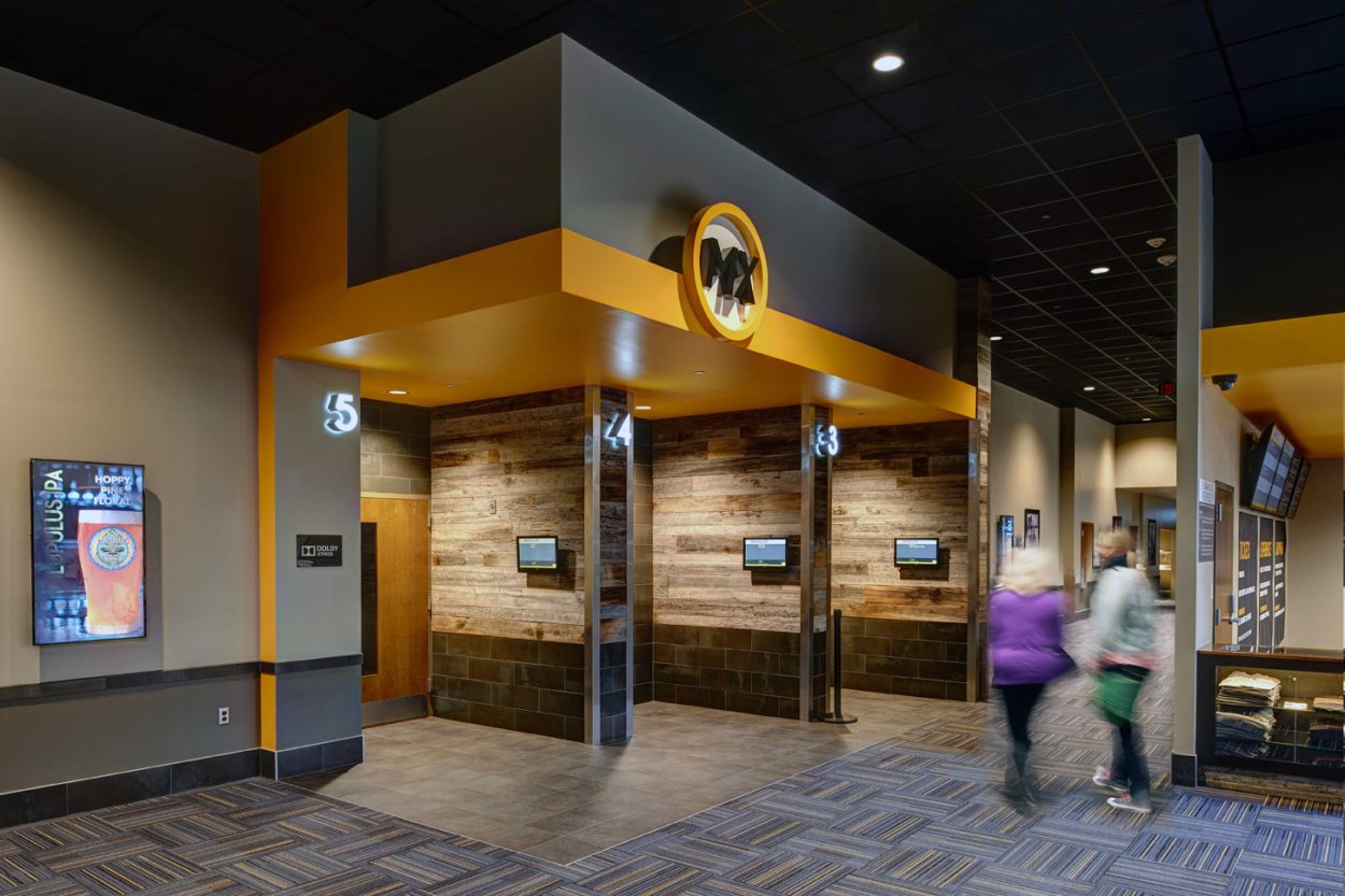 Flix Brewhouse – Merle Hay