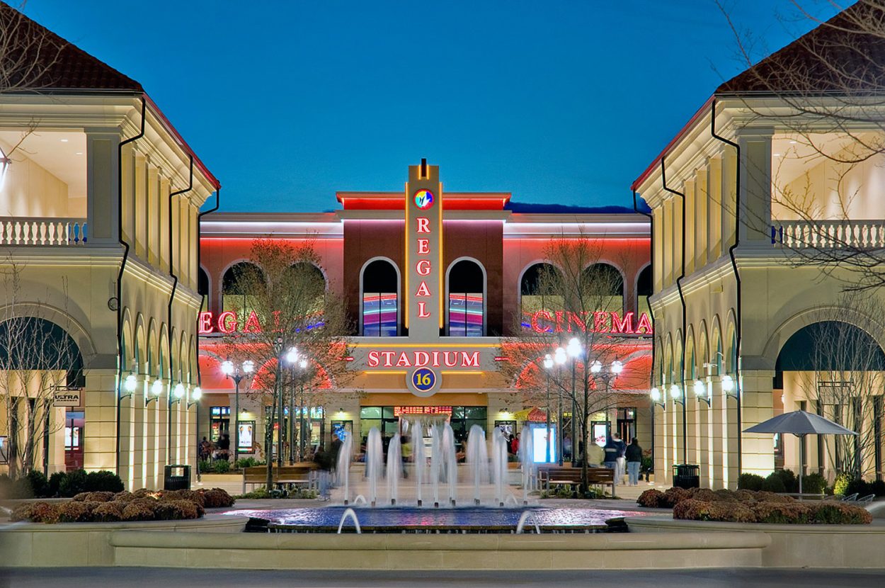 Regal Cinemas – Deer Park