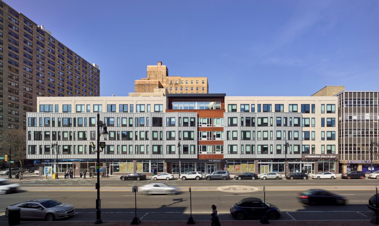 915 Broad – Newark