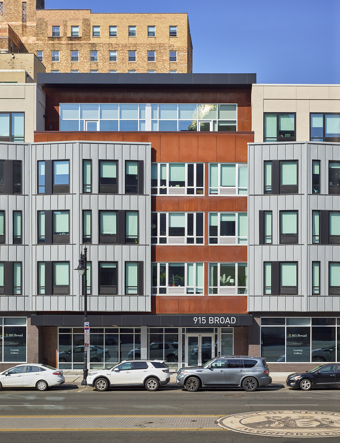 915 Broad – Newark