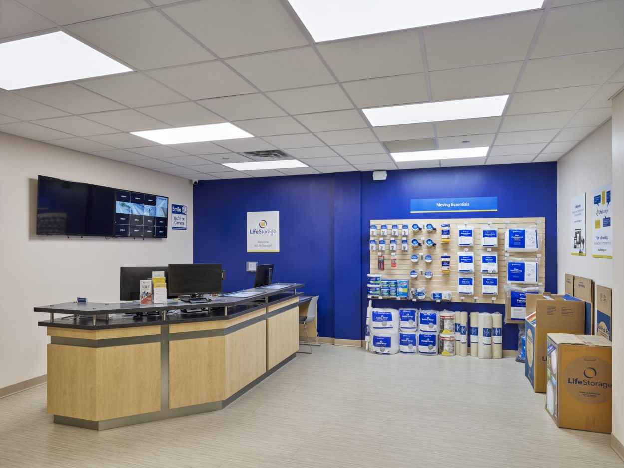 Life Storage – Germantown