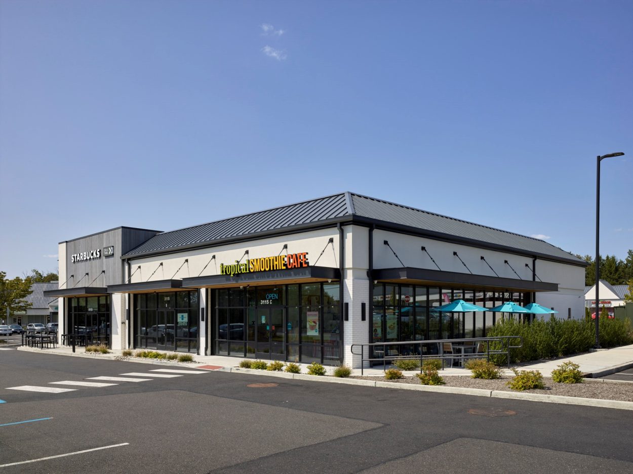 Larchmont Commons Shopping Center