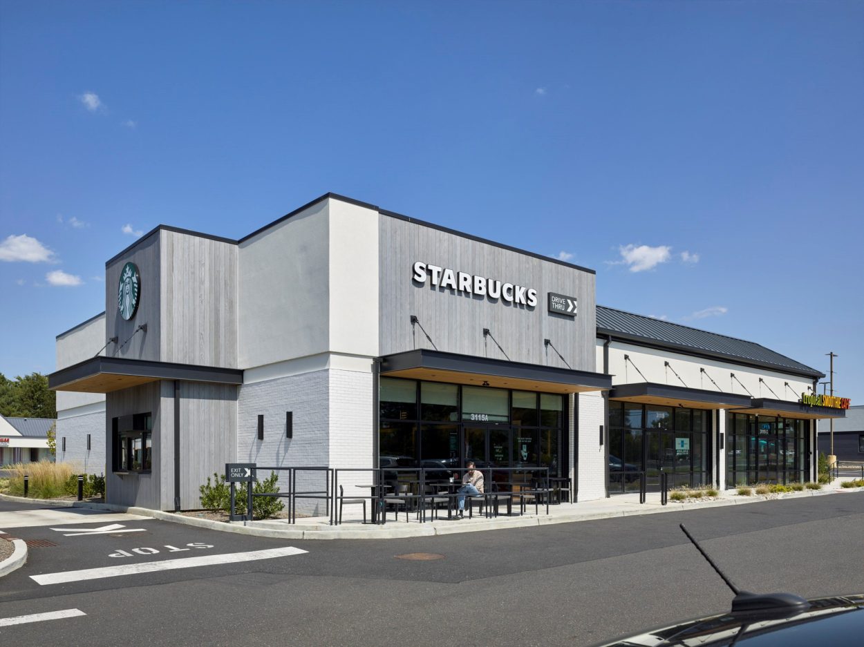Larchmont Commons Shopping Center