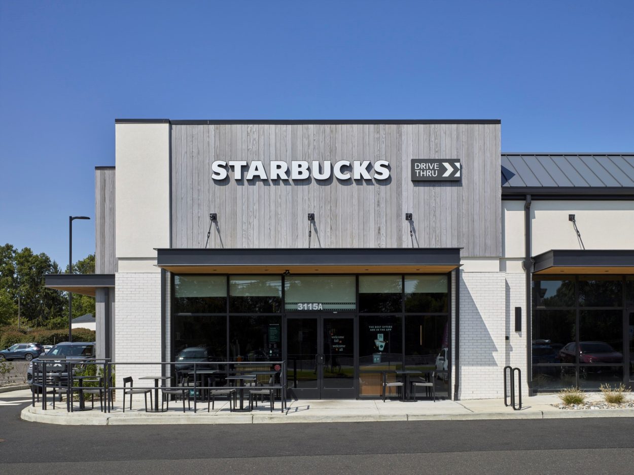 Larchmont Commons Shopping Center
